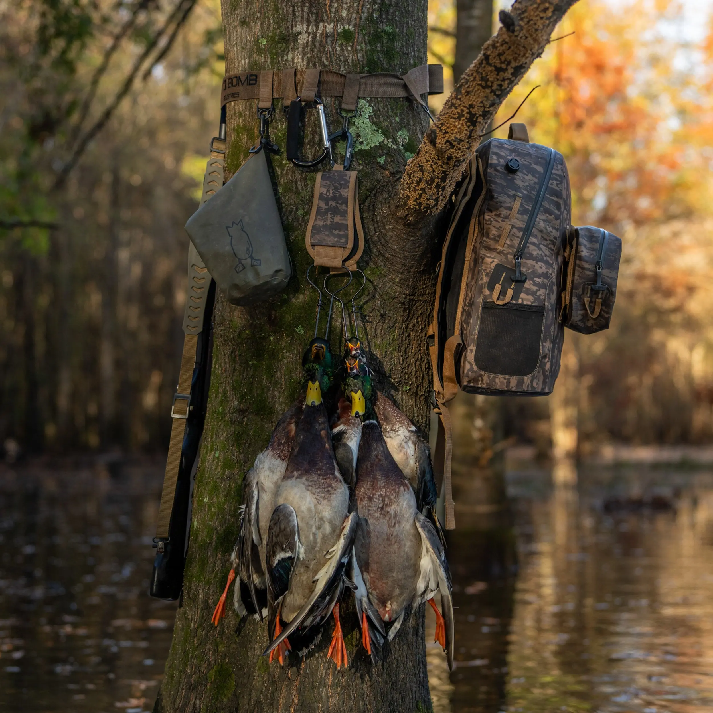 Duck Hunting Tree Strap with Hook, Adjustable Strap Length, Ample Space, Built for Hunting Convenience, Customized Fit for Outdoor Sports Climbing