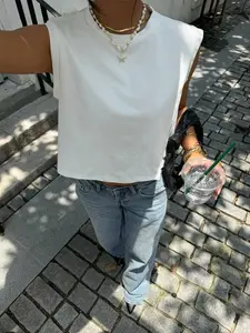 [CONVERTIBLE] Solid Tank Top White Summer Casual White