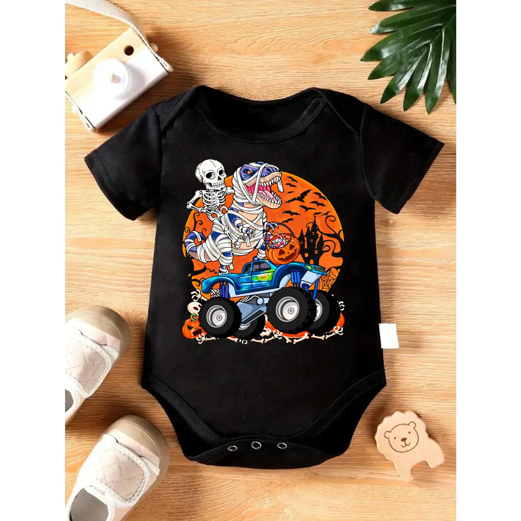 Halloween Cute Baby Bodysuit With Skeleton Mummy Dinosaur Monster Truck Pumpkin Print Soft Versatile Round Neck Button Detail Regular Fit All Seasons Knitted Fabric Onesie For 0-12 Months
