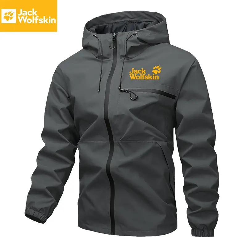 Jack Wolfskin Men's Hooded Jacket - Casual Outdoor Outerwear for Light Hikes & Daily Commutes