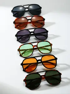 Vintage Pilot Sunglasses, Classic Shades, Classic 70s Retro Style for Men and Women, Square Frame Trendy Aviator, Casual PC Material, All Seasons