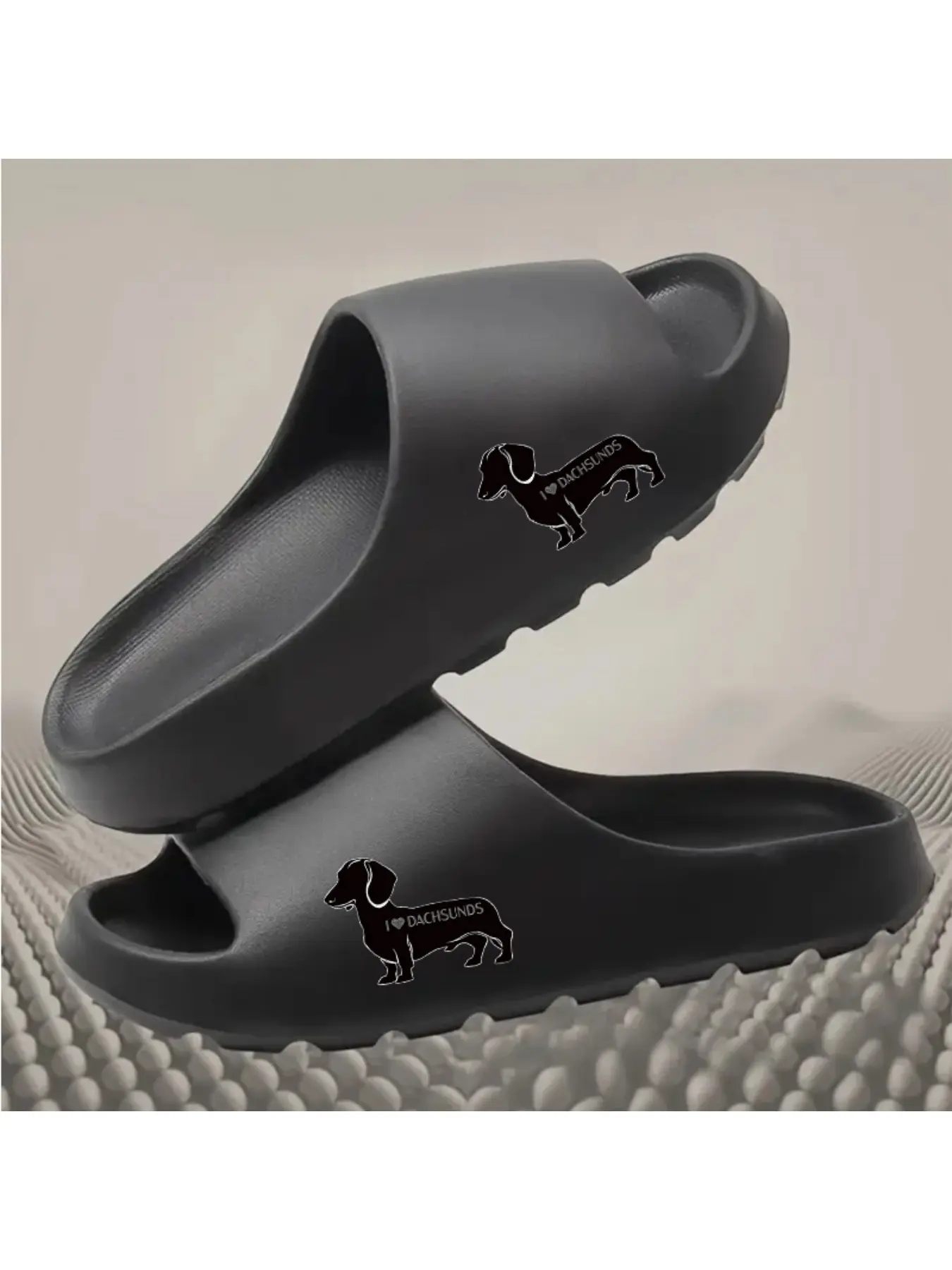 Dachshund Print Coconut Slippers Women Men Casual Non-slip Summer Beach Shoes Comfortable Lightweight Home Sandals Fashion Animal Lovers Footwear
