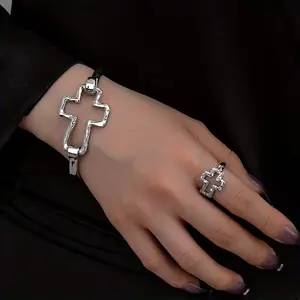 Gold / Silver Hammered Cross Bangle Bracelet for Effortless Style, 1PC Cross Ring & 1PC Cross Bracelet for Women, Irregular Handmade Hammered Unique Design Trendy Statement Jewelry Gifts