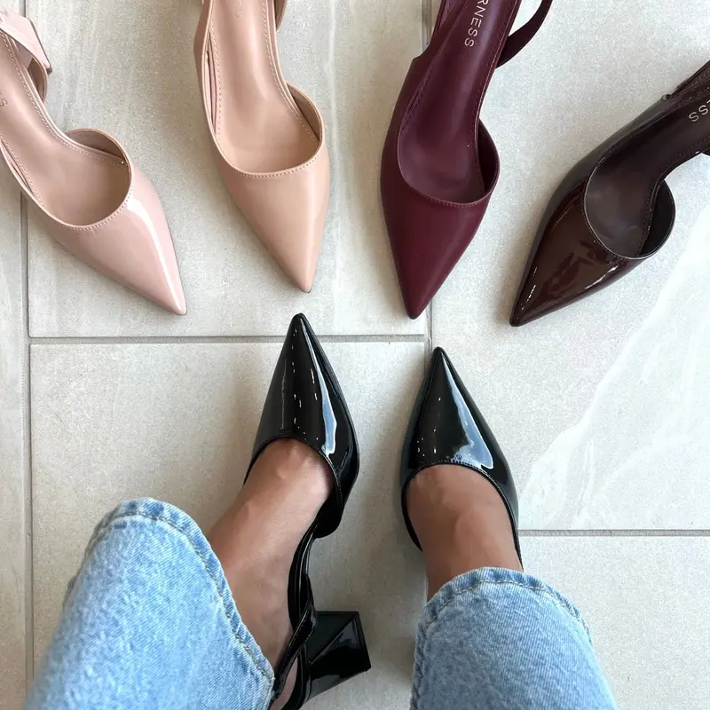 Celestine Pointed Closed Toe Mule Heel