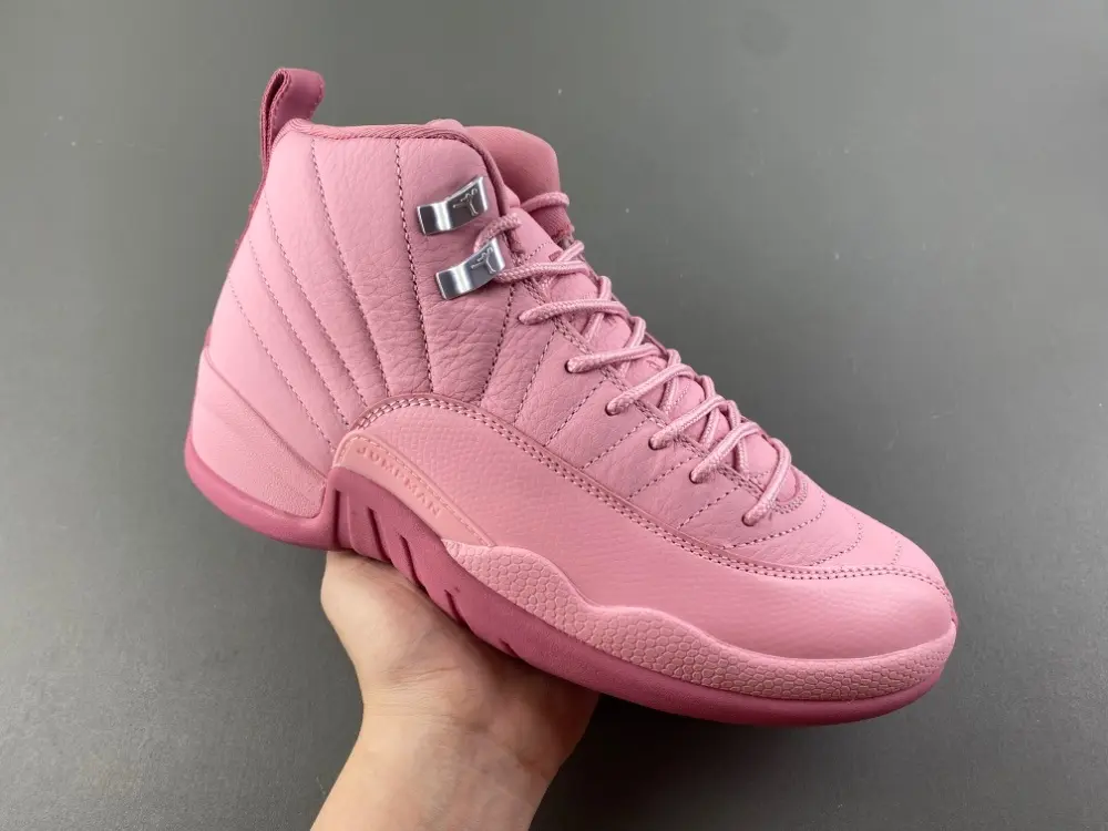 All Pink Pebbled Leather High Top Basketball Shoes Metal Lace Buckle Non Slip Rubber Thick Sole Retro Casual Height Boost Sneakers For Men Women