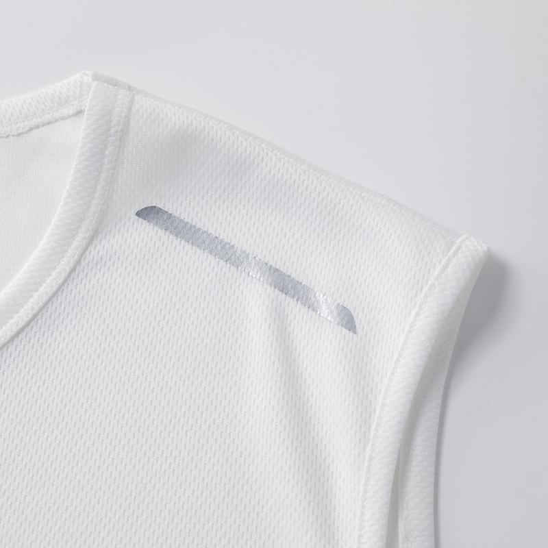 Men’s 3-piece sleeveless T-shirt set — breathable, quick-dry athletic shirts suitable for summer gym workouts, running, and training