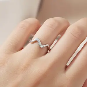 Layla Crest Wave Ring - Silver