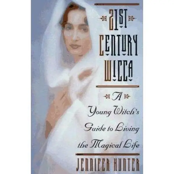USED Book - 21st Century Wicca: A Young Witch's Guide to Living the Magical Life (Citadel Library of the Mystic Arts) (Volume 0) by Jennifer Hunter (Paperback) - english
