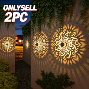 2PCS Solar Fence Projection Lamp, Solar Garden Lights, Mandala Pattern, Metal Outdoor Step Wall Lamp, Suitable for Garden, Courtyard Decoration, Solar Charging Provides Lighting From Dusk to Dawn, Decor for Lawn, Patio