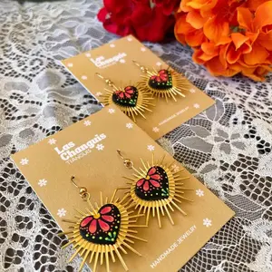 Handmade Sacred Heart Earrings – Las Changuis Tianguis