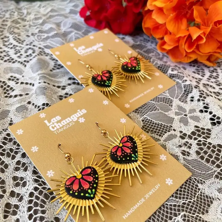Handmade Sacred Heart Earrings – Las Changuis Tianguis