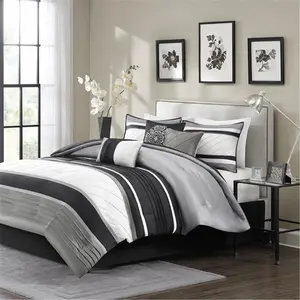 212 MAIN Chic 7-Piece Striped Reptile & Amphibian Decoration Set, Grey - Cal King Size, Seven Pieces