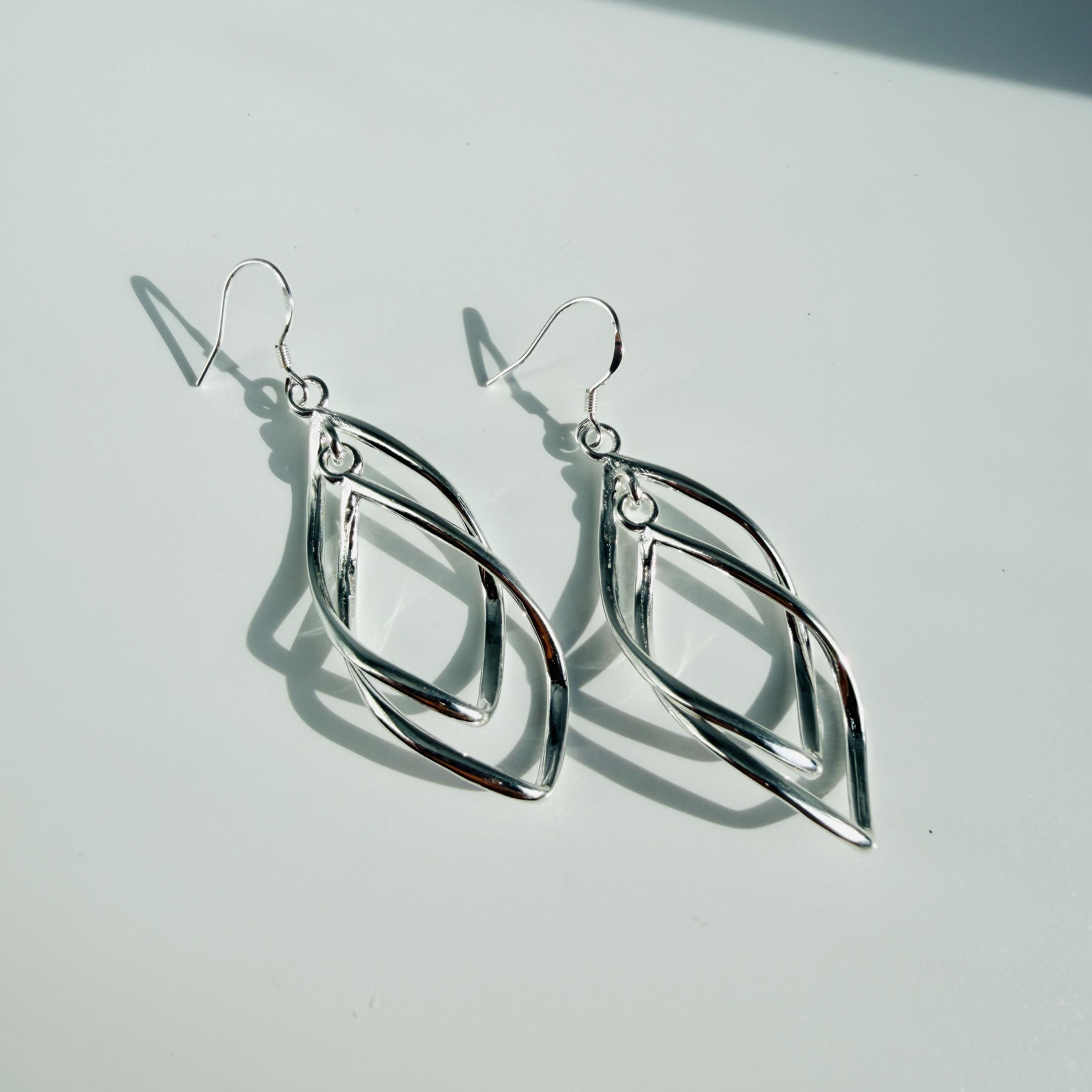 Geometric Double Layer Dangle Earrings for Women, Silver Tone Hollow Hoop Earrings, Lightweight Elegant Everyday Jewelry party