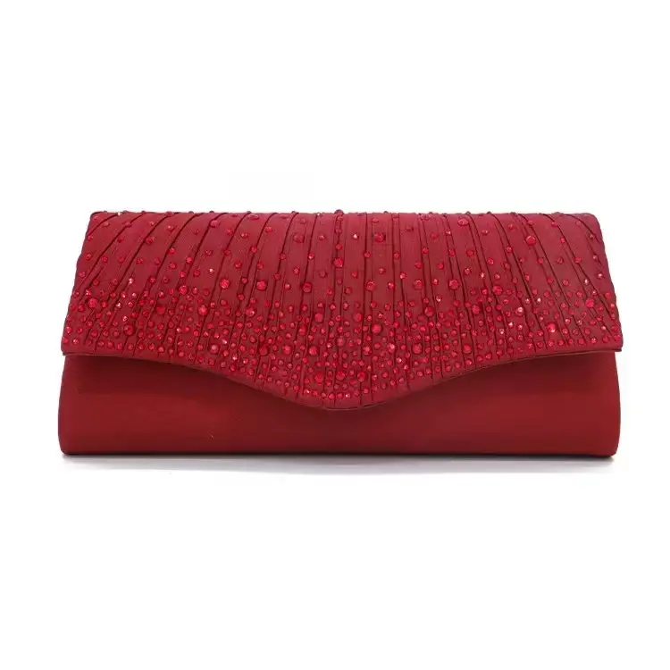 Trendy Shoulder Clutch for Women – Elegant Chain Evening Bag, Must-Have Party Handbag with Premium Decorative Details