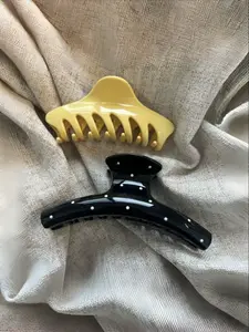 2pcs Large Acrylic Shark Clips, Cream and Polka Dot Hair Claws, High-End Style for Parties, Home Use, and More