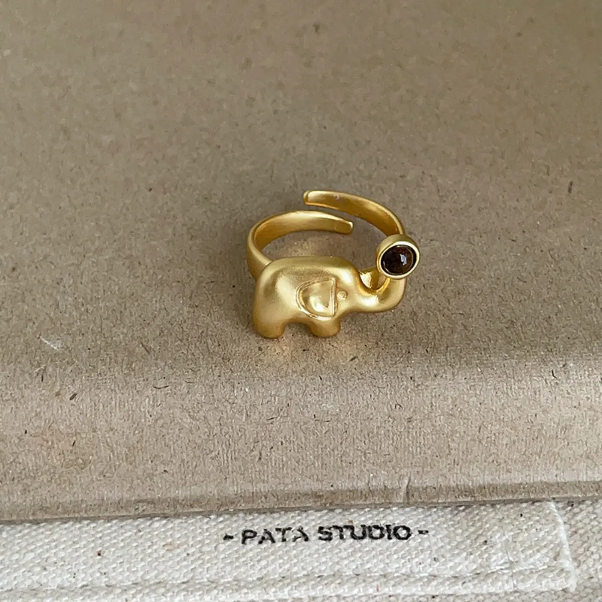 Cute design pony baby elephant gingerbread man matte ring women's retro light luxury fashion trend ring