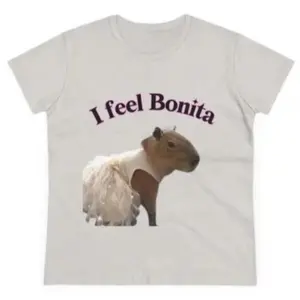 Princess Capy - "I feel Bonita" - Sparkly and Cute - Capybara - Funny Women's T shirt - Women's Midweight Cotton Tee T-Shirt