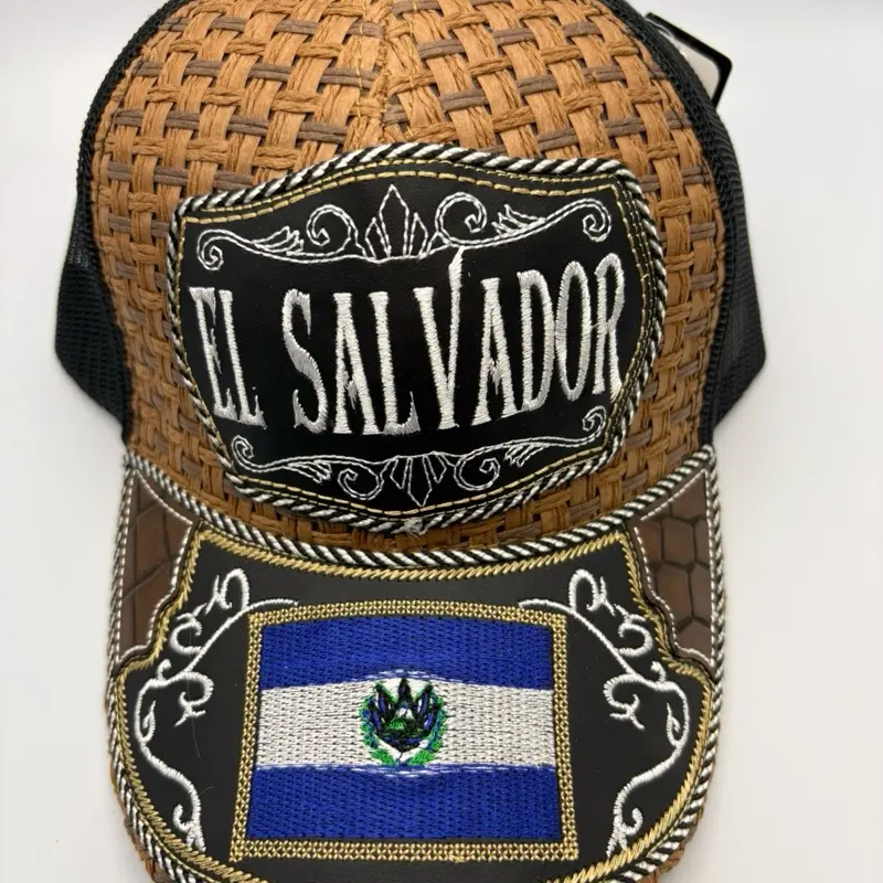 El Salvador Gorra Cachucha with Woven Design and National Flag Patch Snack