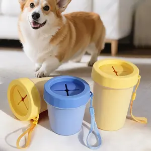 Pet foot washing cup Dog going out Removable foot washing device Pet paw cleaning tool Foot cleaning cup Pet supplies