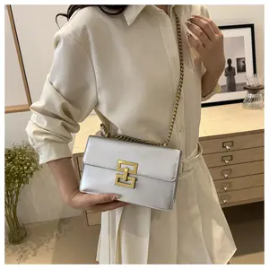 Women's Leather Envelope Evening Bag with Chain Shoulder Strap for Weddings Parties Proms Formal Occasions Elegant Design Ideal for Special Events
