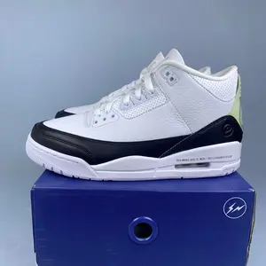 Fragment design White and black Lightning fashion classic sports shoes, outdoor running shoes, comfortable basketball shoes