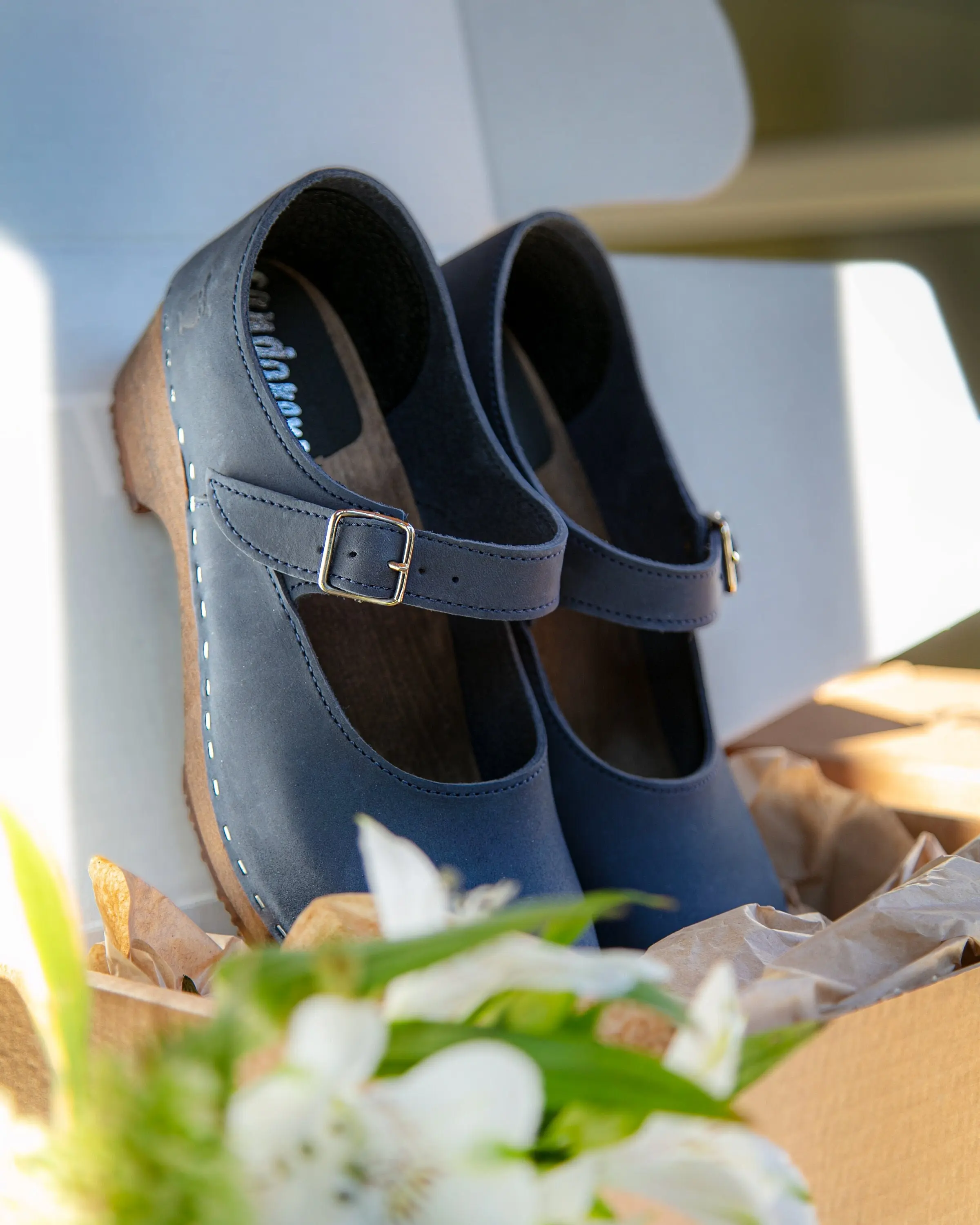 Swedish Wooden Clogs for Women  / Mary Jane Closed Back / Women Low Heel Shoes / Nubuck Leather Clog / Navy