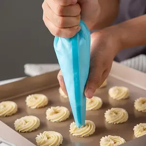 Set of 3 Reusable TPU Silicone Piping Bags - Perfect for Cream Pastry Baking and Cake Decorating!