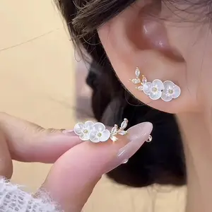 Flower Leaves Stud Earrings For Women Girls Korean Fashion Rhinestone Crystal Stud Earrings For Party Banquet Jewelry Gift