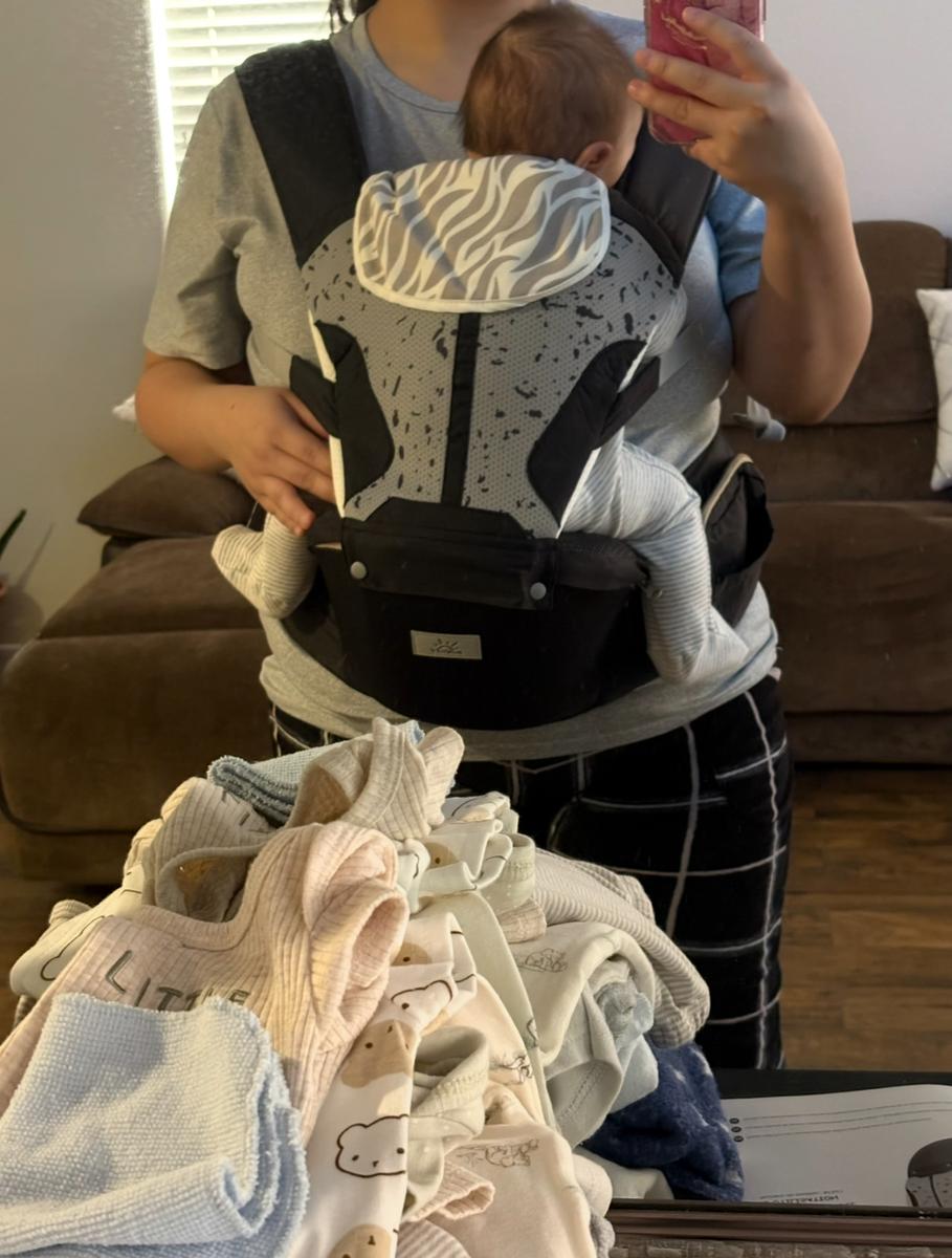 Item: 6-in-1 Carrier-Black