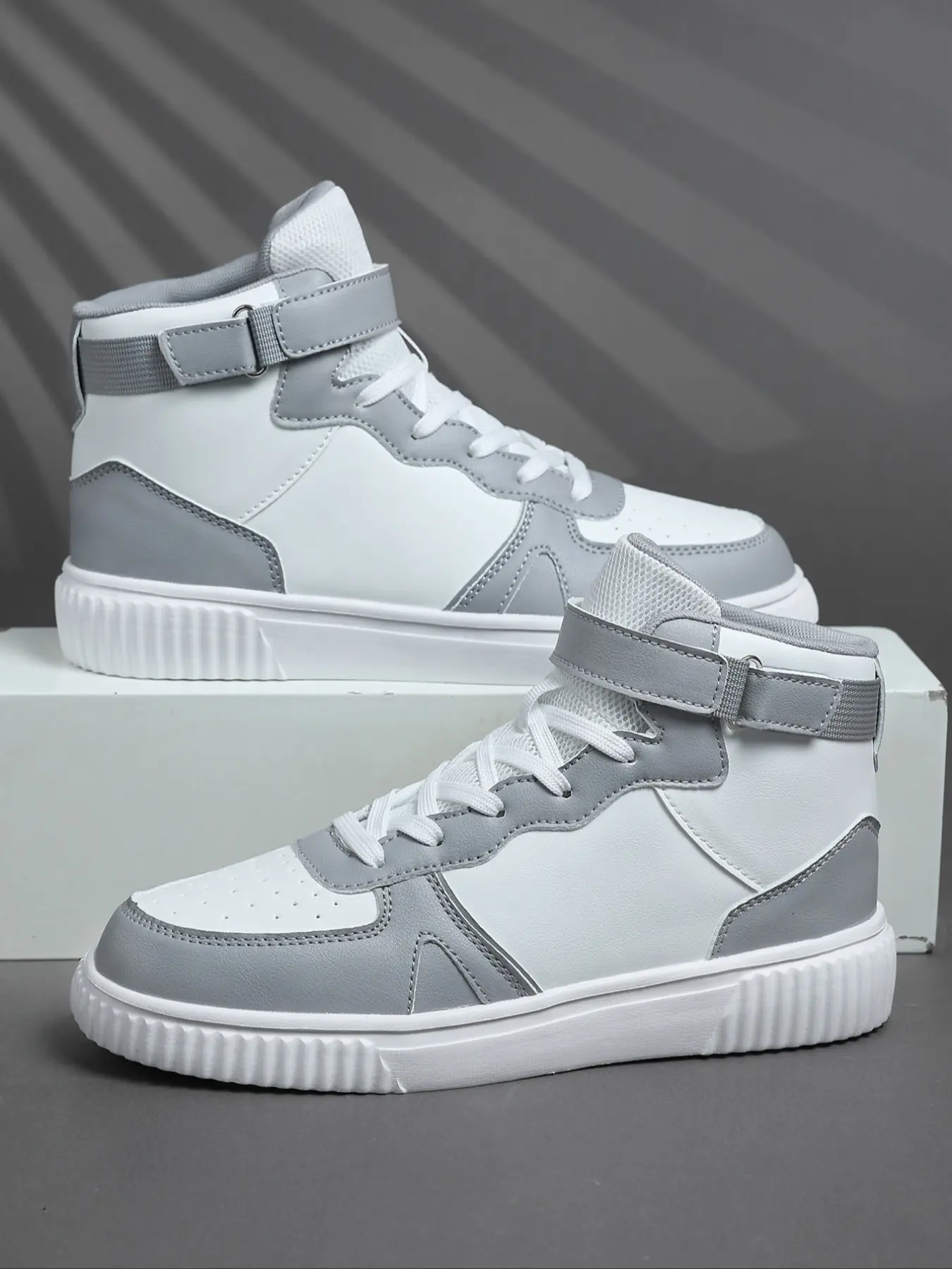 Men's Outdoor High-Top Sporty Sneakers, Lace Up Athletic Footwear Sneakers, PU Leather Colorblock Design, Comfortable Breathable Medium Width, All Seasons Casual Shoes