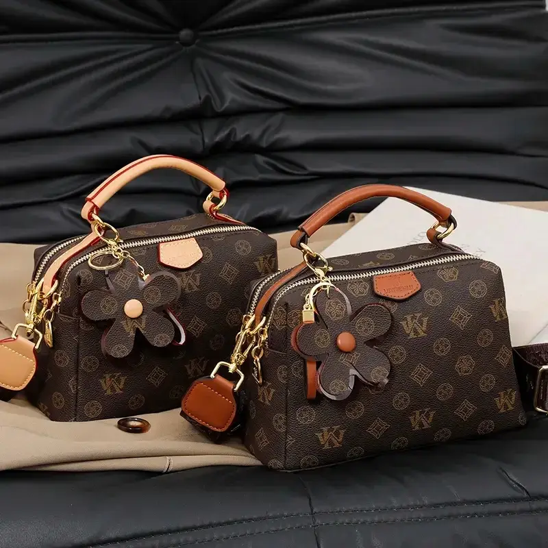 Bag women's 2026 new high-end fashion multi-partition pillow bag cross-body bag versatile shoulder bag
