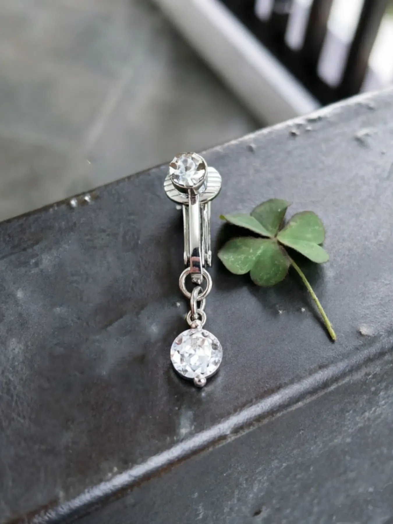 Silver Color Diamond Pendant Navel Ring, No Piercing Required, Fake Belly Piercing, Unisex Belly Jewelry, Body Jewelry, Geometric Design, All Seasons Fashion Accessory, No Piercing Needed, Non Piercing Jewelry