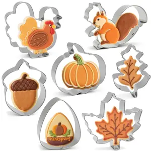 Fall Thanksgiving Cookie Cutters Set 7Pcs Large Turkey, Pumpkin, Maple Leaf, Oak Leaf, Acorn, Candy Corn, Squirrel Shapes, Stainless Steel Autumn Themed Biscuit Cutter for Baking & Food Party Decor