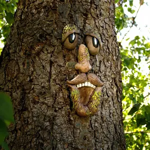 Garden Decor Resin Craft Tree Face Monster Figurine Statue, Outdoor Creative Decoration, Unique Garden Ornament, Handmade Art Piece