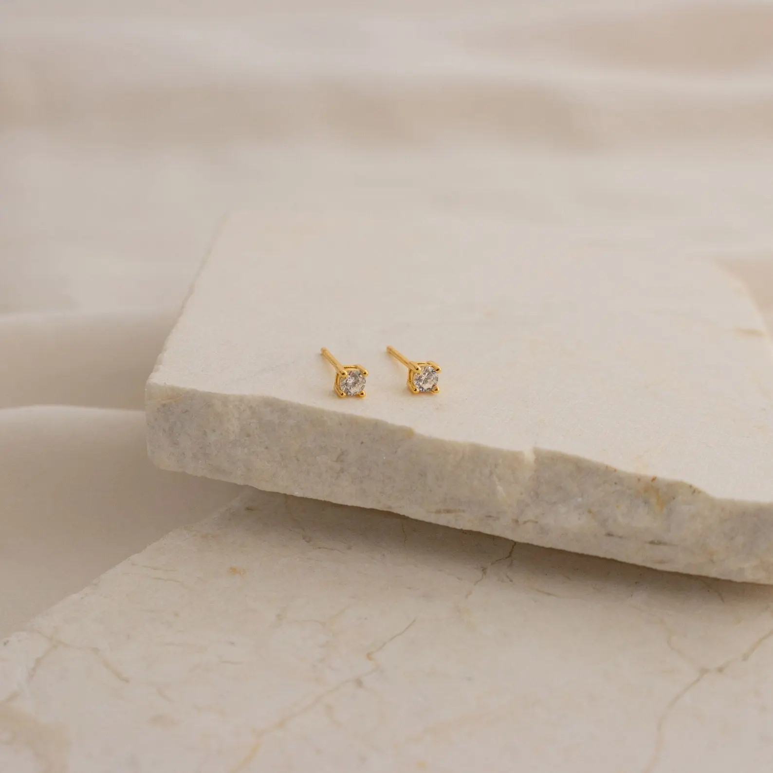18K Gold