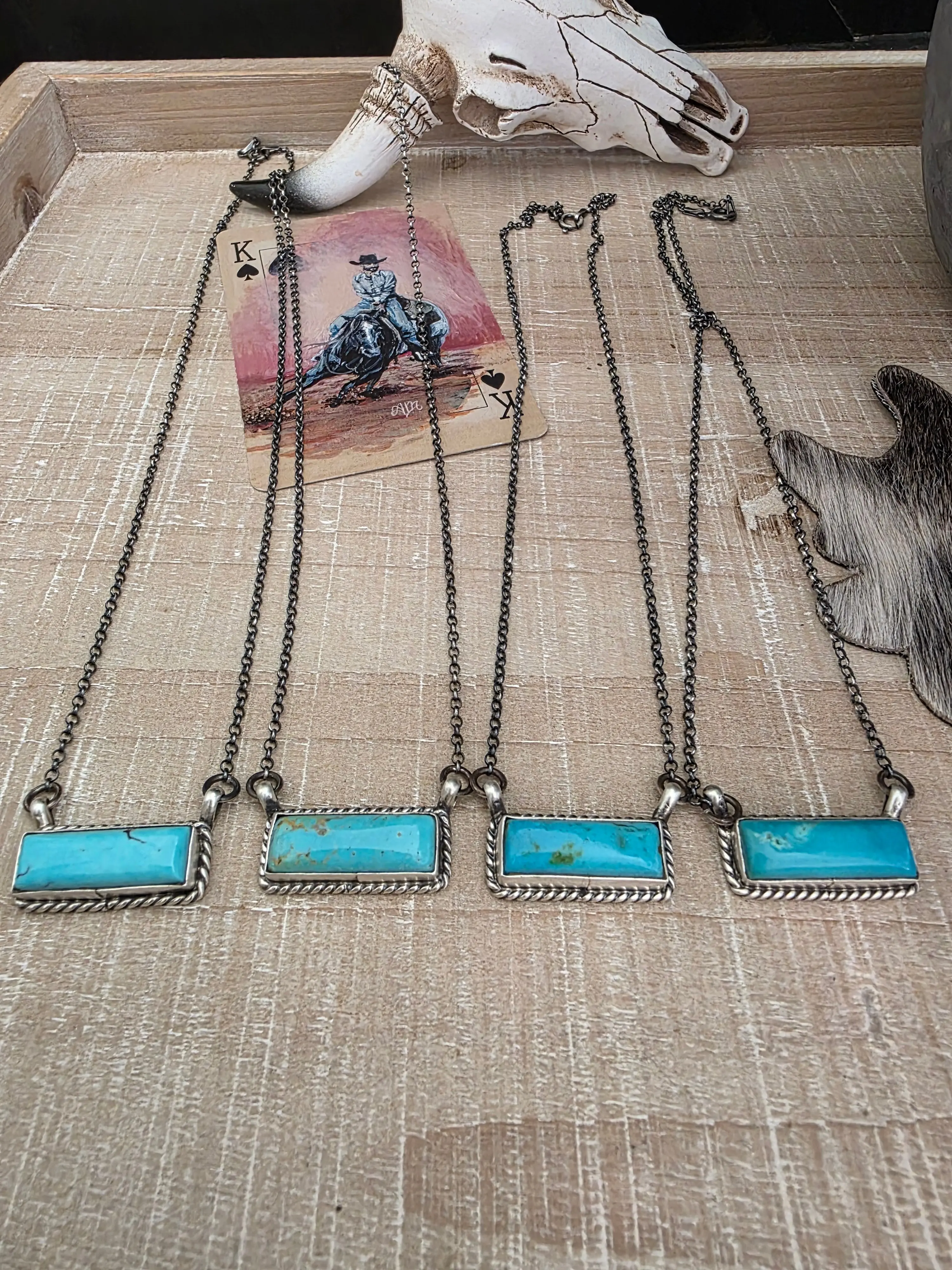 THE C BELONE LITTLE KINGMAN TUQUOISE BAR NECKLACE