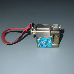 Lightweight Meta l Vintage Lighters Retro Grinding Wheel Lighter Black & Luminous Super Mini Small Cube Trench Lighter Cool Personality Gift Box for Boyfriend Smokers Collect Fuel Not Included