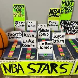 Sports cards singles On-Screen Auction Display