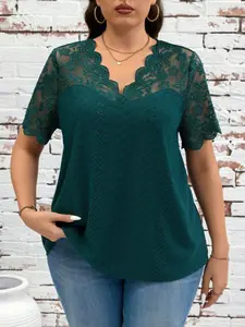 Women's Fashion Womenswear Plus Size Elegant Style Solid Color Crochet Lace Patchwork Hoodie Design, Loose Daily Knit Vacation Casual Top
