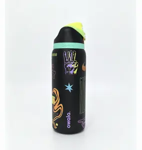Owala 32oz Insulated Stainless Steel Water Bottle with FreeSip Spout, Cool Abstract Graffiti Design, BPA-Free for Gym & Travel Stainless steel insulated cup Keeps Drinks Cold 24H Drinkware Flasks Mug Tumbler Bottled Portable airplane