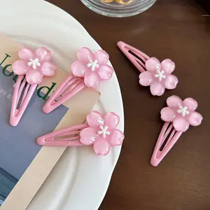 Cute Pink Flower Hair Clip, Aesthetic Sweet Hair Accessory for Girls, Kawaii Fresh and Lovely Style, Perfect for Daily Look and Outfits