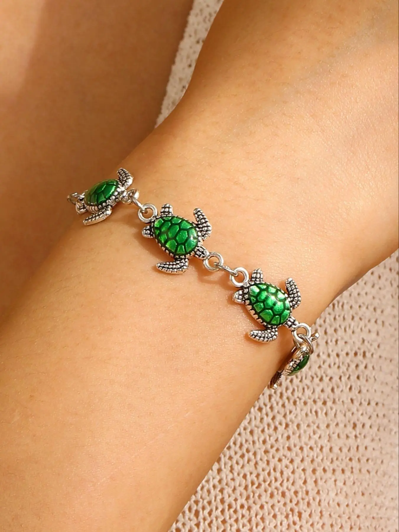 Fashionable Turtle Charm Bracelet Wristband, Fashion Jewelry for Party, Daily Clothing Decor, Trendy All-match & Exquisite Jewelry for Birthday Gift, Bangle Chain Jewelry