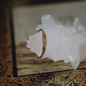 Initial Signet