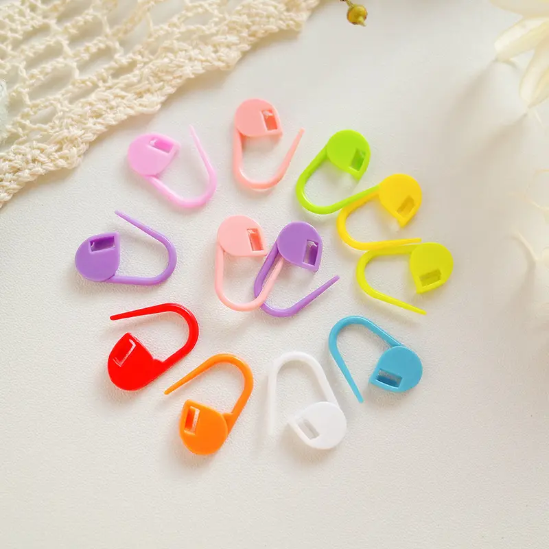100pcs Candy Colorful Mixed Color Crochet Hook, Plastic Small Snap Fasteners, Diy Hand-woven Mark Fasteners, Plastic Woven Locking Tools, Marking Hooks, Colorful Pins, Needle Crafts Kit