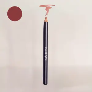 Lip Liner in RICH  Smooth Cosmetic Makeup Lipliner