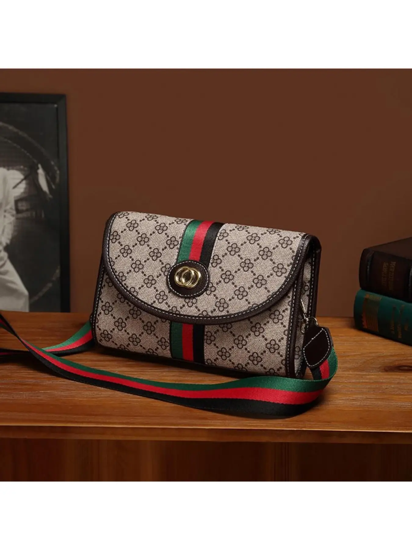 New women's handbag, high-end, genuine leather bag, fashionable, versatile, single-shoulder crossbody bag, envelope style, trendy for ladies, Fashionable Patterned Bag
