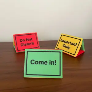 Desktop Status Sign The Traffic Light for Your Productivity- Do Not Disturb, Welcome, Important only. Workplace Productivity Aid,Desk Availability Indicator Signs 4.72*3.14 inch