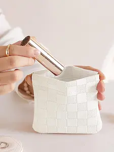 Mini plaid makeup bag, stylish and simple women's makeup tool storage, portable makeup bag and travel wash bag, waterproof and portable without zipper automatic closure, travel kit storage bag, mothers and bridesmaids, Makeup Organizer Pouch