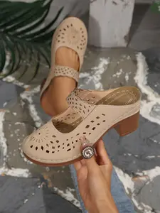 2026 New Retro Hollow Out Sandals, Wood Grain Thick Heel Waterproof Platform Toe Cover, Women's Anti-Slip Breathable Casual Shoes