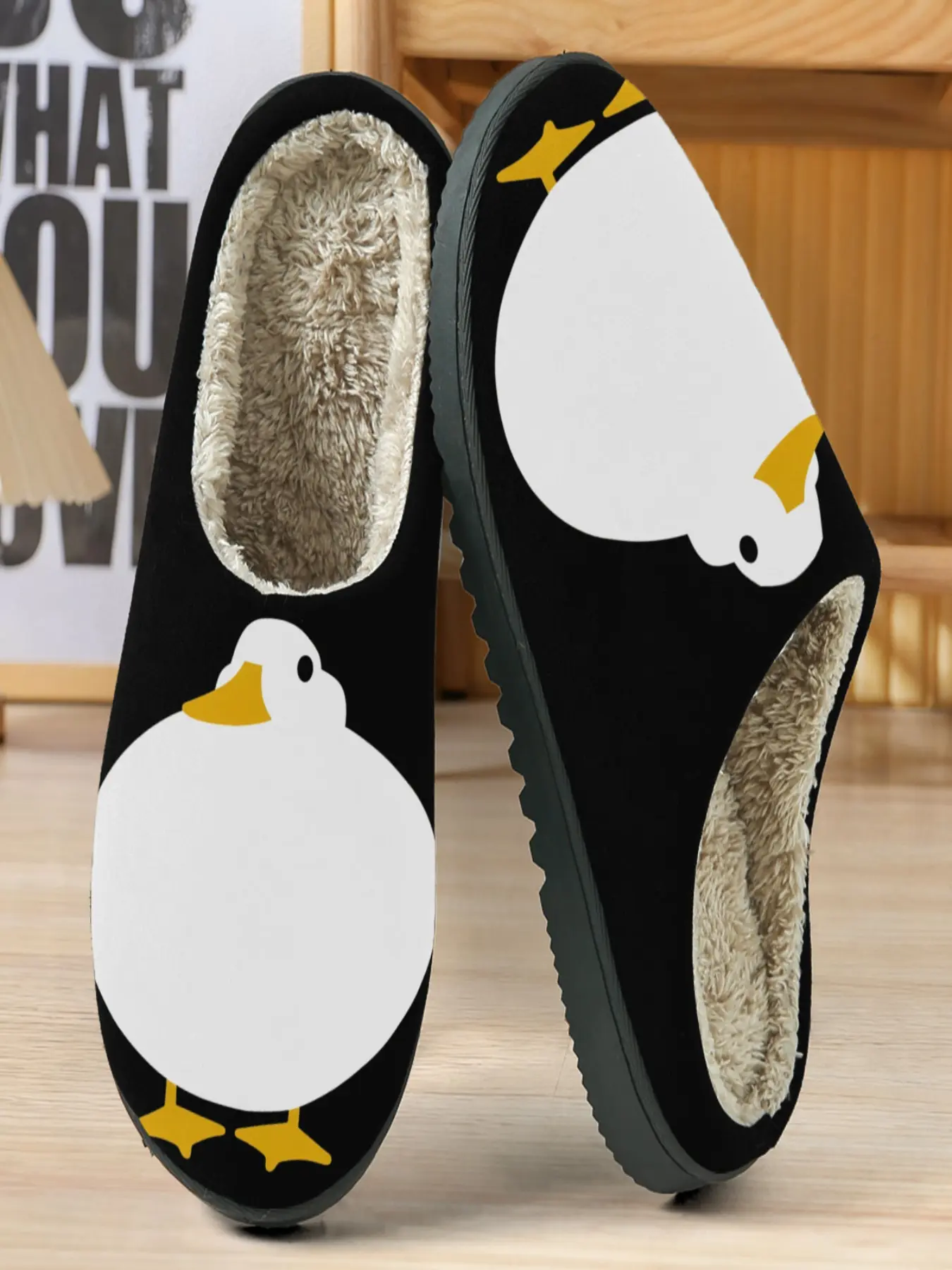 Cute Penguin Cotton Slippers for Winter, Warm Fuzzy Lining, Textile Upper, Casual Home Wear, Perfect Gift for Kids and Adults
